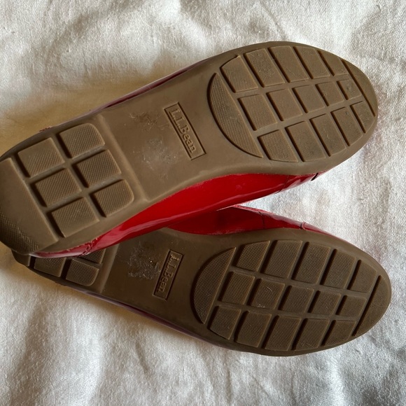 L.L. Bean Red Flats with Bow Detail. Preppy, collegiate. - Picture 4 of 6